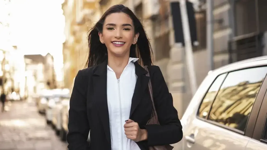 Descubra o que os homens buscam nas mulheres de verdade: 7 qualidades essenciais que vão muito além da aparência.